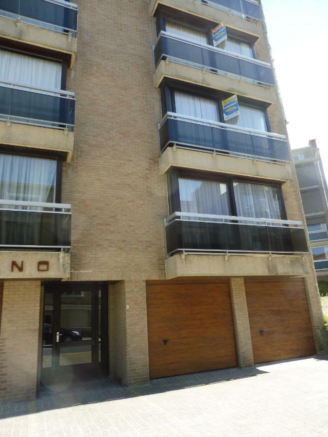 Apartamento Gabbiano De Witte Meeuw Koksijde Exterior foto